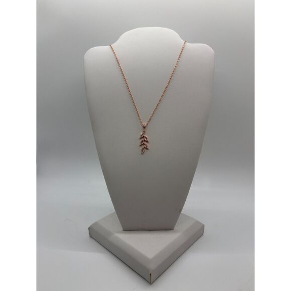 Dainty Leaf Pendant Chain - Picture 2 of 3